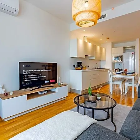 Golden Stones House View Szálloda 4*