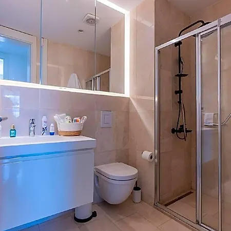 Golden Stones House View Isztambul